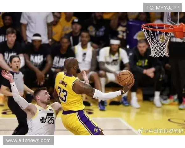 2020年湖人与爵士的激烈对决回顾与赛季精彩瞬间分析