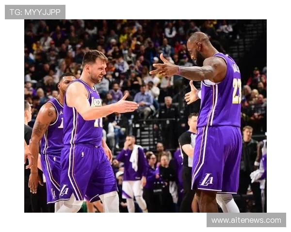 湖人对决马刺央视直播精彩瞬间回顾与赛前分析