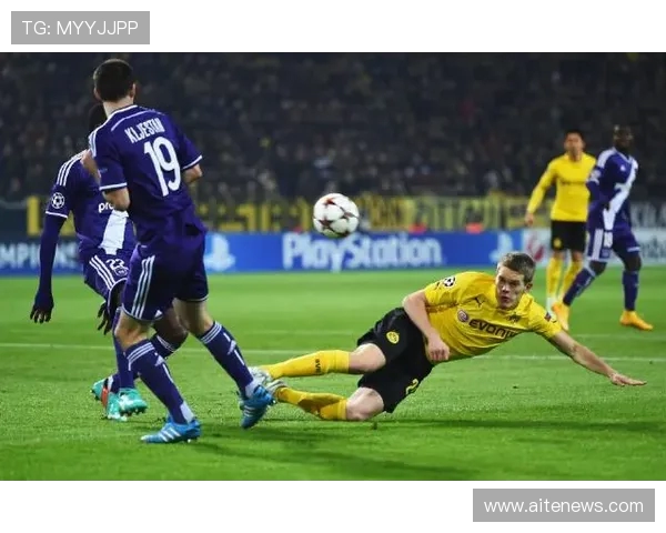 穆斯克龙与勤奋的较量：成功背后的智慧与努力之道