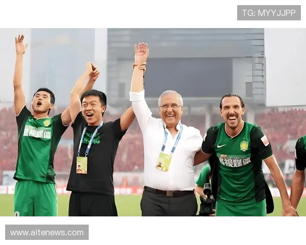 成都羽毛球队配合变革引发热议探索新战术提升竞技水平